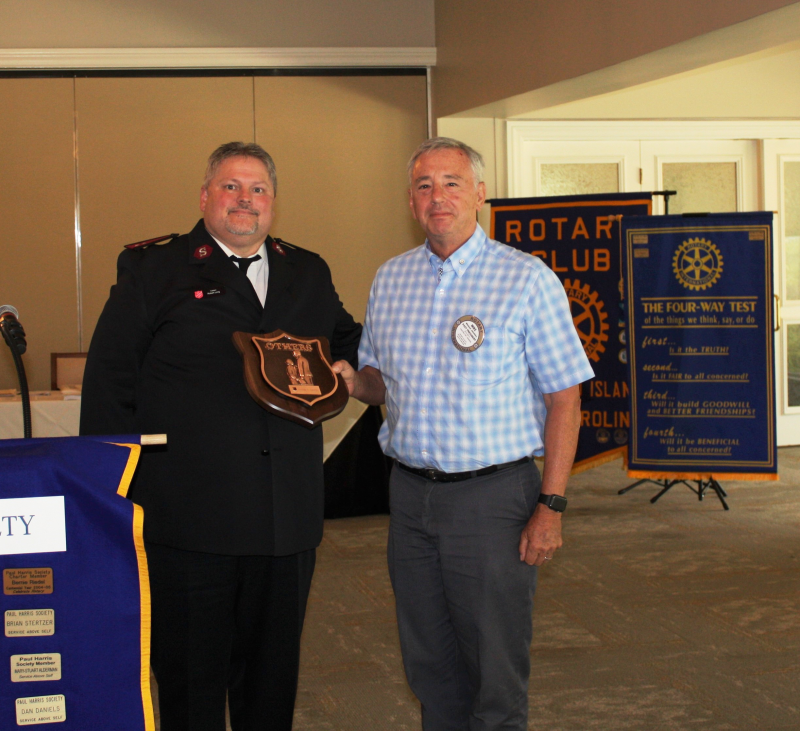 Club Members Recognized for Salvation Army Bell-Ringing Leadership